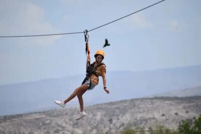 Camp Verde: Predator Zip Lines Guided Tour - Gear up and expect a full 90-minute tour