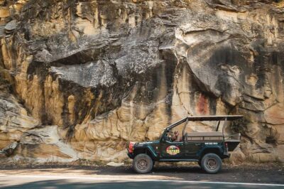 From Sedona: 1.5-Hour Oak Creek Canyon Jeep Pavement Tour - Inside the custom Jeep: smooth ride, real comfort, smart rules