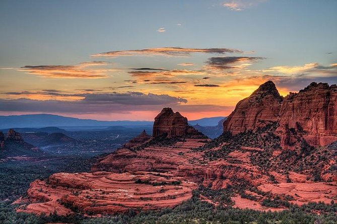 Scenic Sedona Tour - Chapel of the Holy Cross: architecture on a 250-foot tower