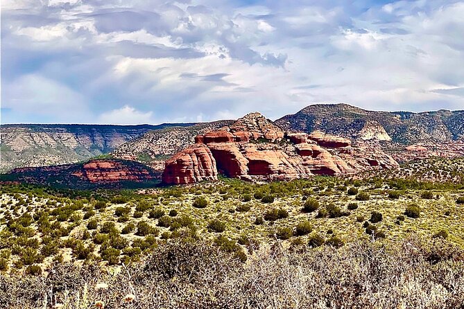 Sedona Red Rocks Outback Tour: Scenic with mild off-roading - How the Drive Feels: Smooth Riding With Dirt-Path Moments