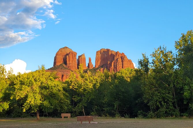 Sedona Scenic Sunset Tour - Semi Private! - Chapel of the Holy Cross: when it’s included and when it changes