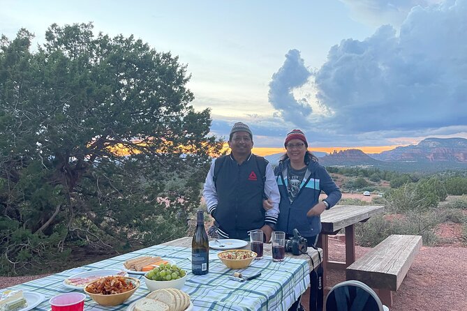 Sunset Sedona Sacred Places -gourmet picnic dinner and stargazing - Chapel of the Holy Cross: more than a quick photo stop